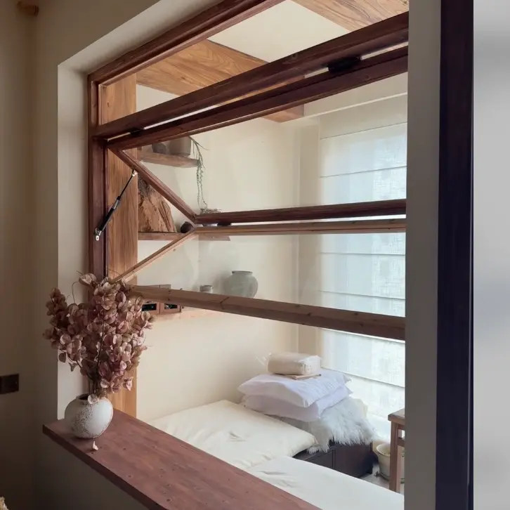 Παράθυρα με επάνω στροφείς από κράμα αλουμινίου