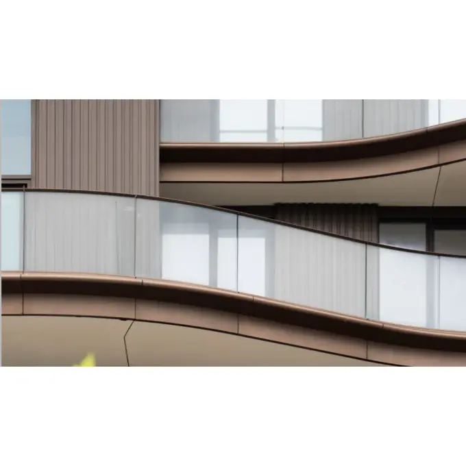 Γυαλί σε σχήμα για κάγκελα